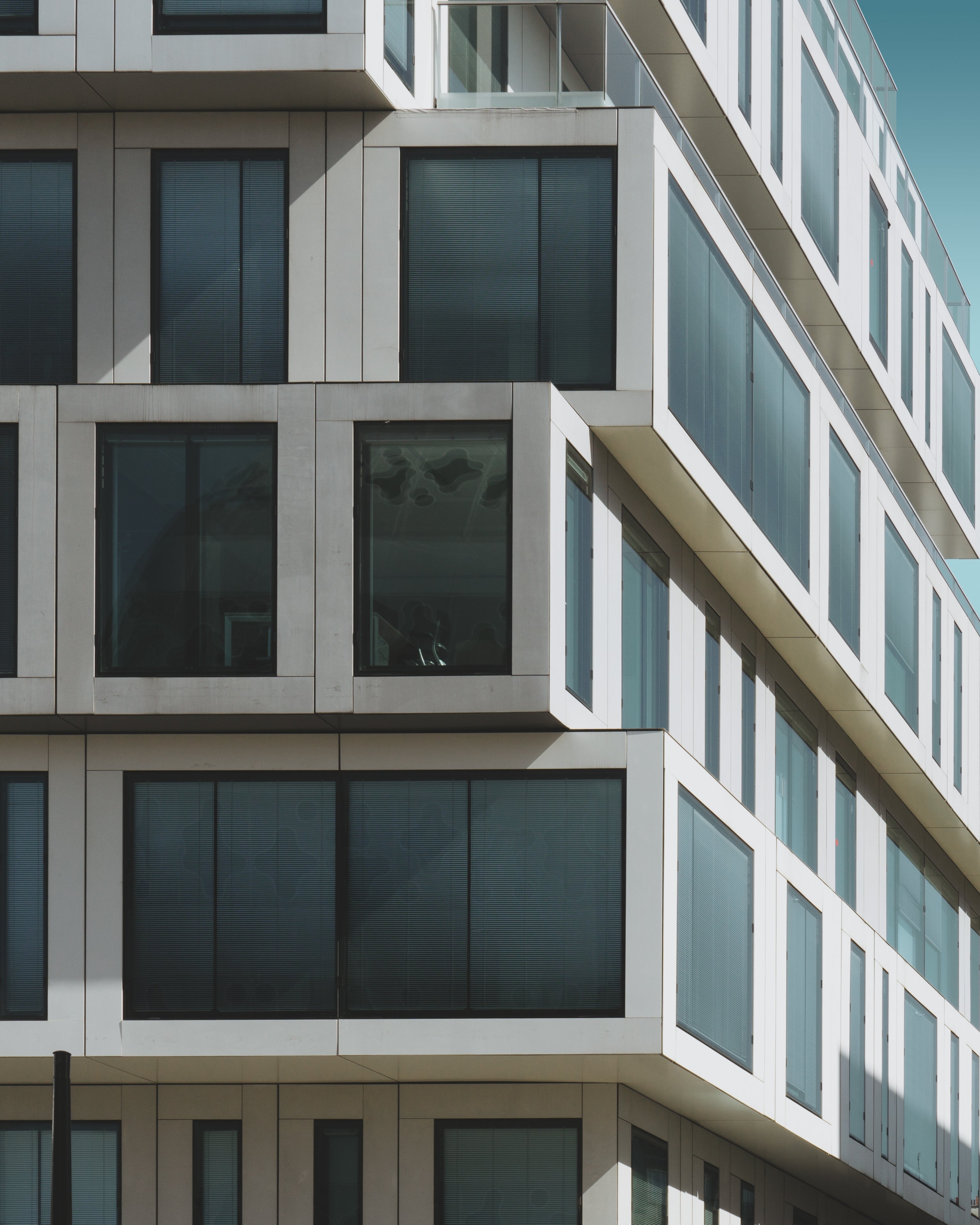 Warren doors and windows Co., Ltd